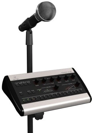 Behringer Powerplay 16 Juoda