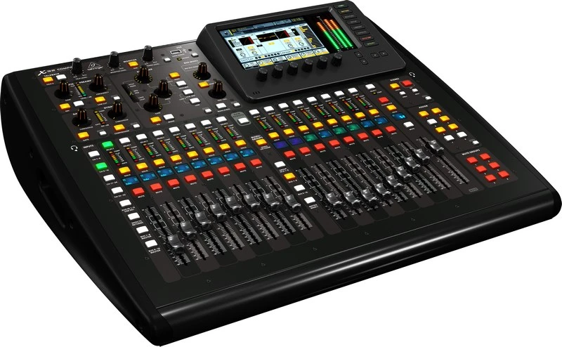 Behringer X32 Compact 40 kanalai 10 – 22000 Hz Juoda
