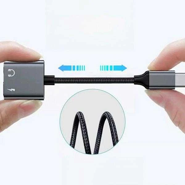 Juodas USB-C į 3,5mm adapteris su pintos tekstūros laidu