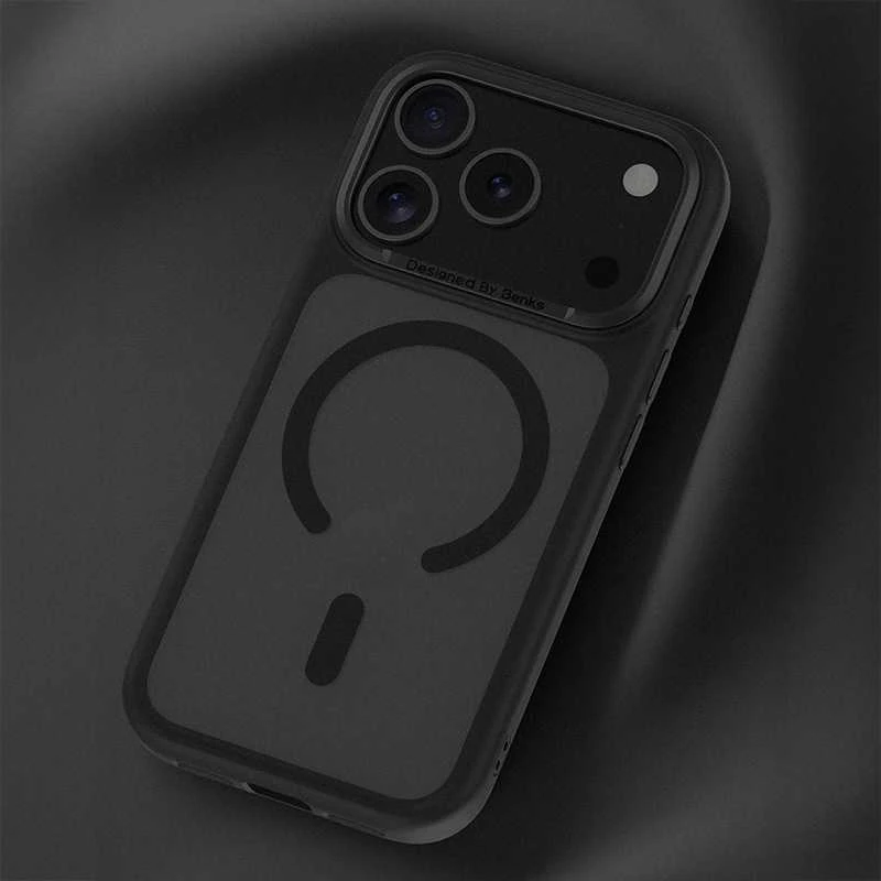 Benks Dėklas Magnetic Mist Metal Frame (0070) skirtas Apple iPhone 17 Pro Max juodos spalvos (Camera Control Button)