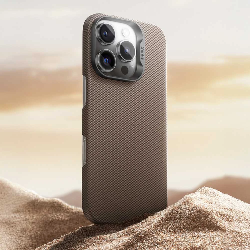 Dėklas Benks Magnetic Armor Tint Kevlar 1000D (S063) skirtas Apple iPhone 16 aukso spalvos