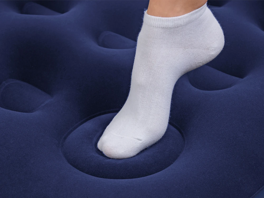 Bestway Air Mattress Queen pripučiamas čiužinys su įmontuota pompa 203x152 67226