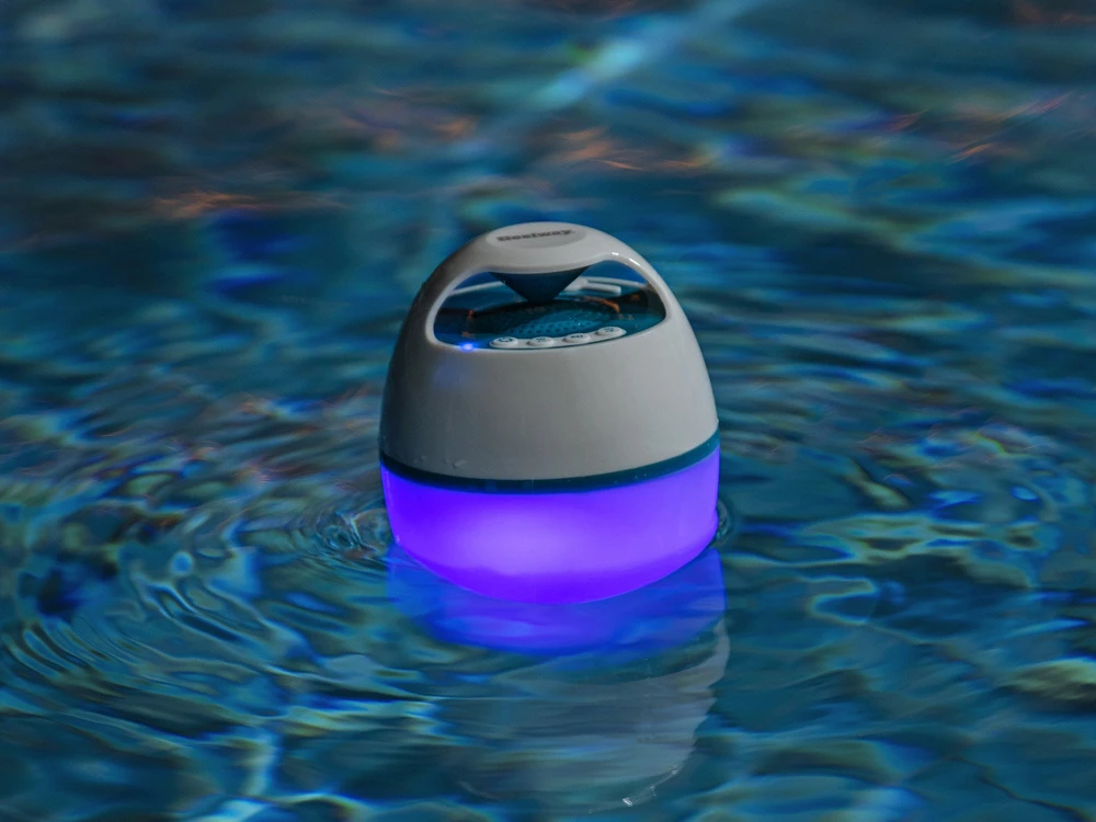 Bestway plaukiojantis MusicWave™ garsiakalbis su Bluetooth ir 58700 LED lempute