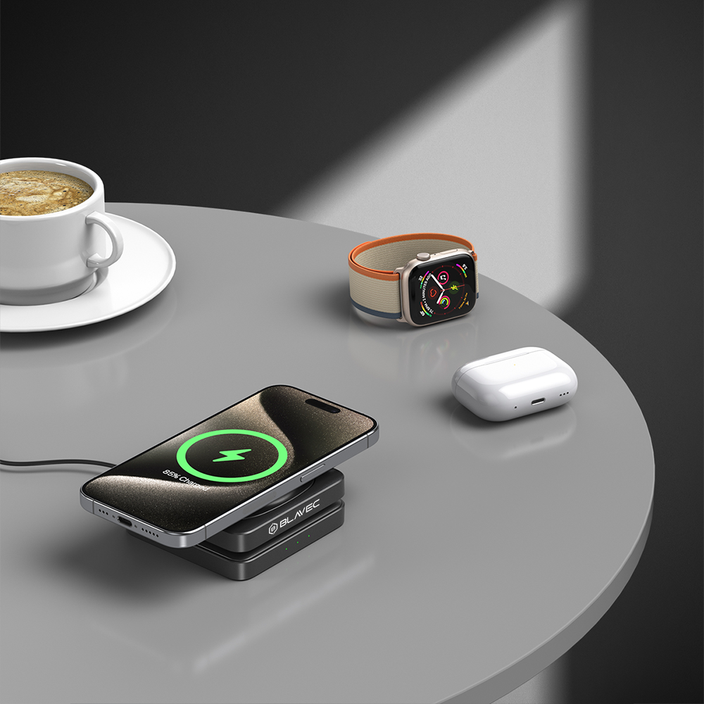 Blavec belaidis įkroviklis BQI-02 Qi 15W magnetic Magsafe 3 in 1 (BQI02-QIMB) juodos spalvos