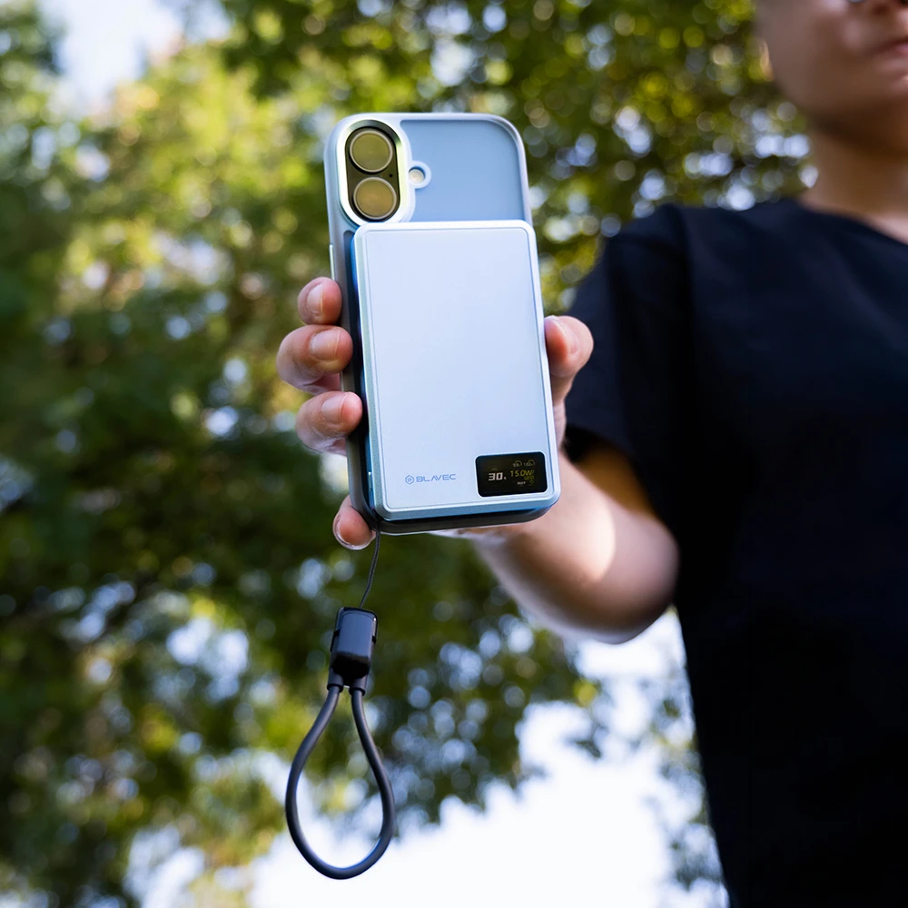 Blavec Power Bank 5000mAh BJ-03 Ultra Slim 7,8mm – Typ C – 22,5W magnetyczny indukcyjny Magsafe 3 w 1 (PBBJ03-MC5LB) Šviesiai mėlynas aliuminio
