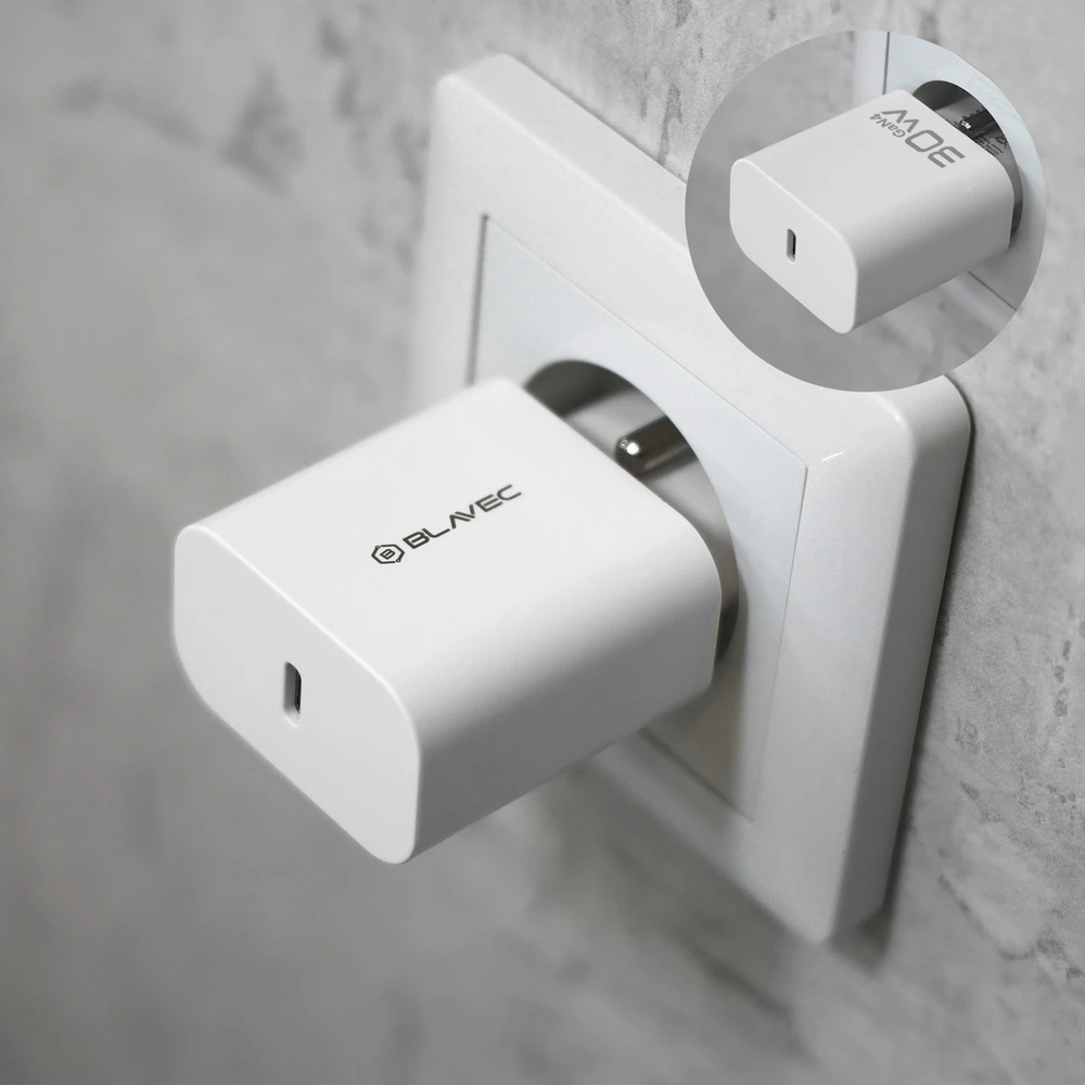 Blavec Wall charger BC-14 GaN4 – Type C – PD QC 30W 3A with Type C to Type C cable (TCBC14G4-CW303A+CC) baltas
