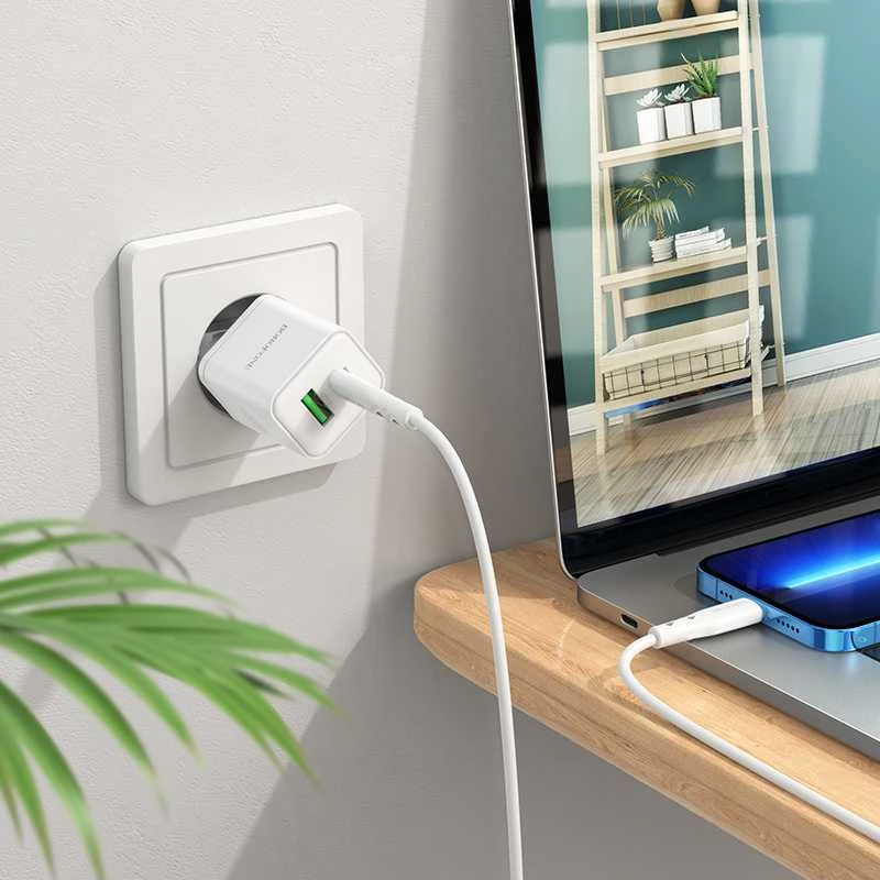 Įkroviklis Borofone BN7 20W USB-C/USB-A baltas