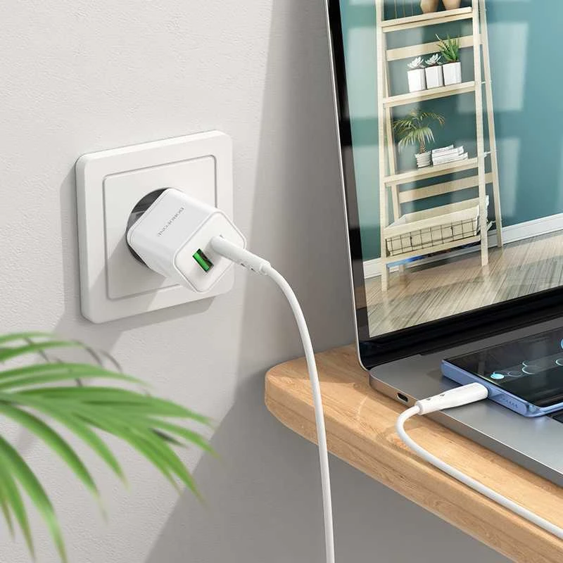 Įkroviklis Borofone BN7 20W USB-C/USB-A + USB-C to USB-C cable 1.0m baltas