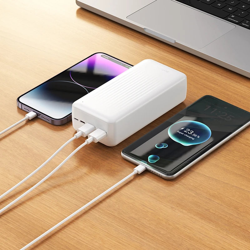 „Borofone“ išorinė baterija 30000mAh BJ80B „Clever“ – 2xUSB + C tipo – QC 3.0 22,5W PD 20W baltos spalvos