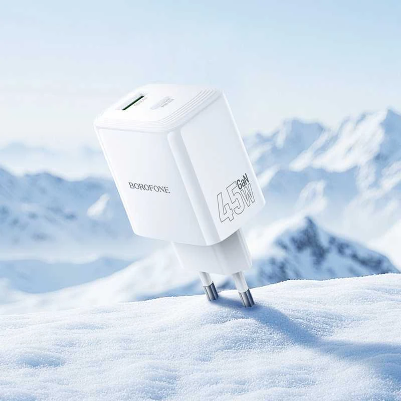 „Borofone“ sieninis įkroviklis BN30, GaN įkroviklis – USB + C tipo – QC 3.0 PD 45W, baltas