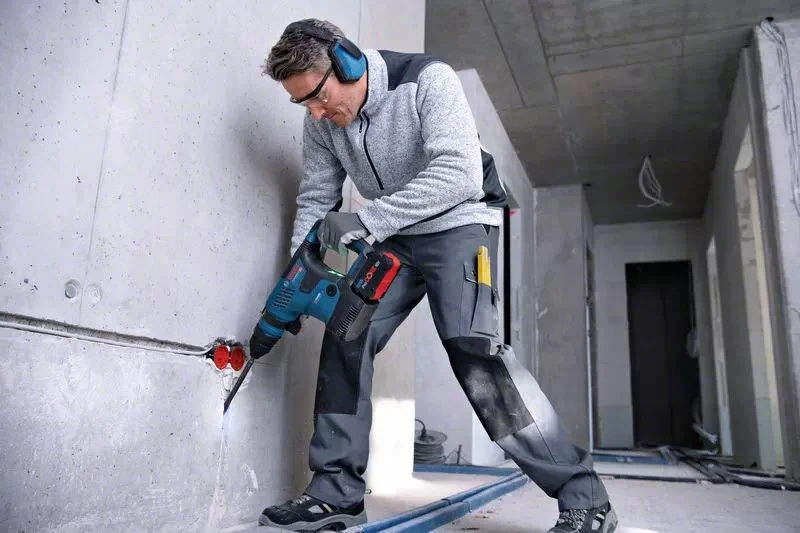 Bosch GBH 18V-34 CF, CC 2x8.0PrC, CoMo, 1880CV