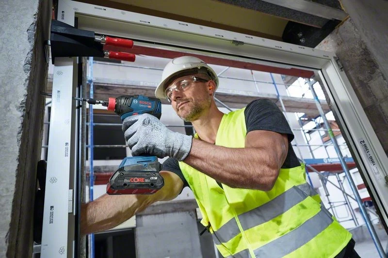 Smūginis veržliasūkis Bosch GDX 18V-200; 18 V (be akumuliatoriaus ir pakrovėjo)