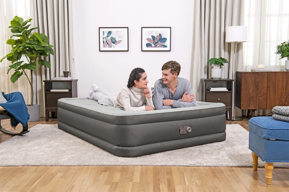 Bestway Fortech Pripučiamas čiužinys su įmontuota pompa, 203x152x46cm