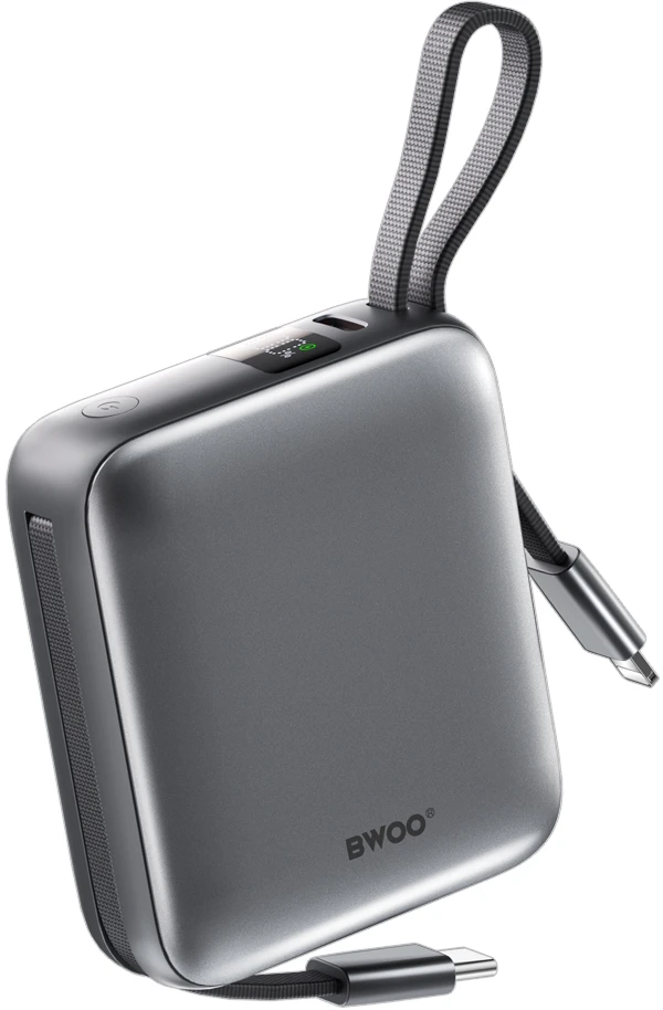 BWOO išorinė baterija P74 22.5W 10000 mAh su 2 integruotais laidais 1 x USB-C 1 x Lightning juoda