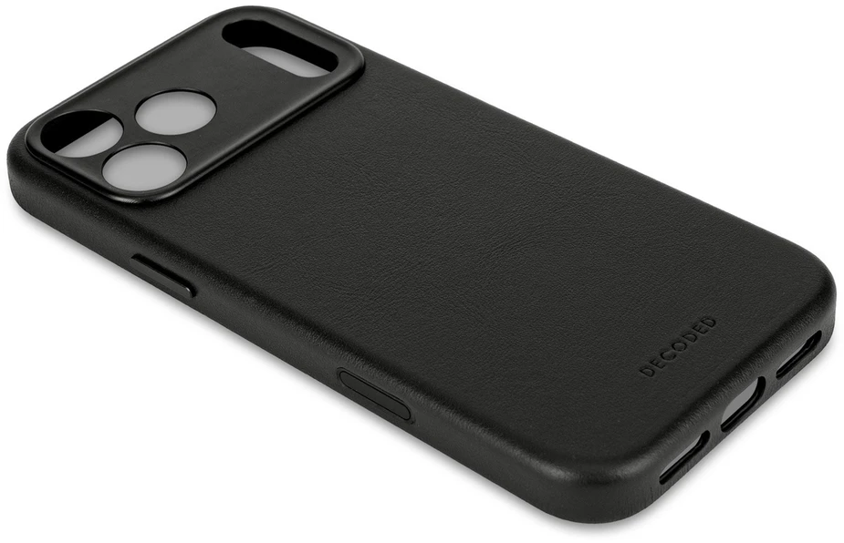 „Decoded Leather Back Case“ – „Decoded“ odinis „iPhone 17 Pro Max“ dėklas, suderinamas su „MagSafe“ (juodas)