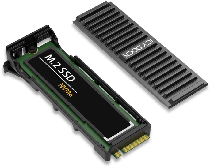 Carruzzo Icy Dock MB312M4P-B sąsajos plokštė / adapteris M.2, PCIe