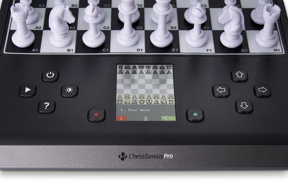 Carruzzo Millennium ChessGenius Pro Šachmatų rinkinys Desktopas