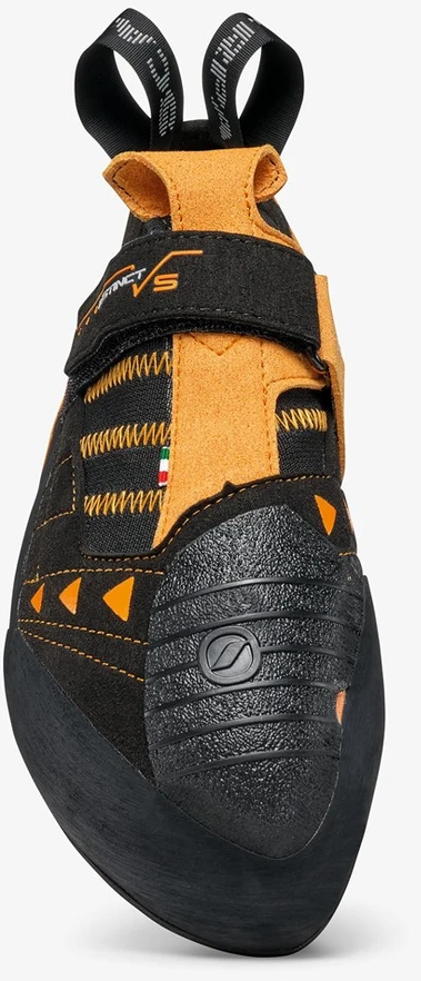 Carruzzo Instinktas prieš SCARPA batai