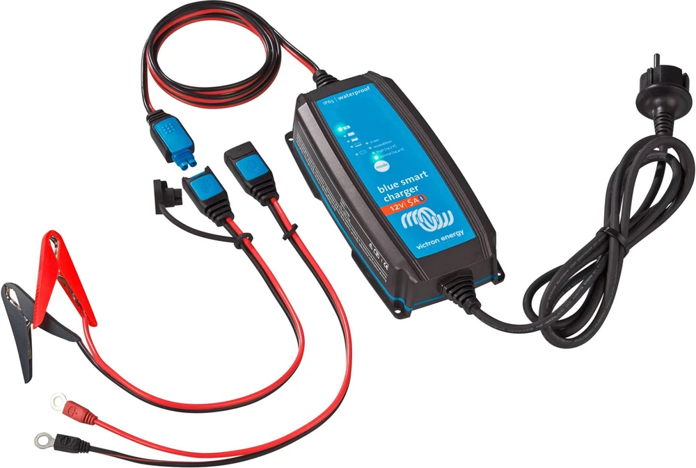 Victron Energy Mėlyna Smart IP65s įkroviklis 12V 5A + DC jungtis