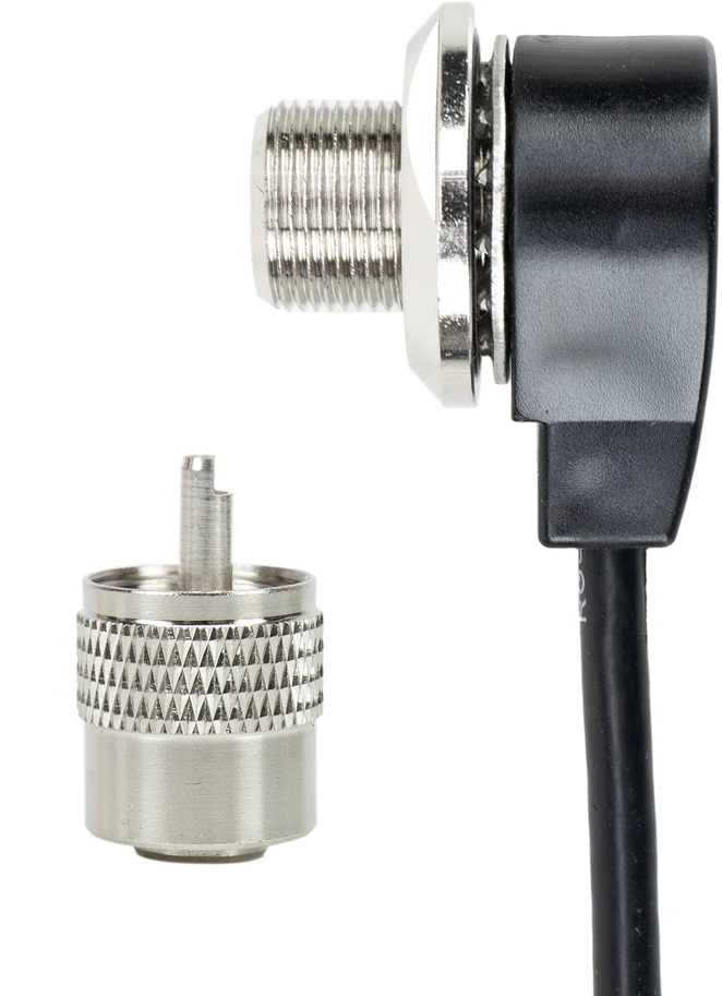 CB PNI ML160 antenos komplektas, 145 cm ir PNI T601 jungiamasis kabelis, kurio ilgis 4 metrai, skirtas montuoti ant stacionarios atramos