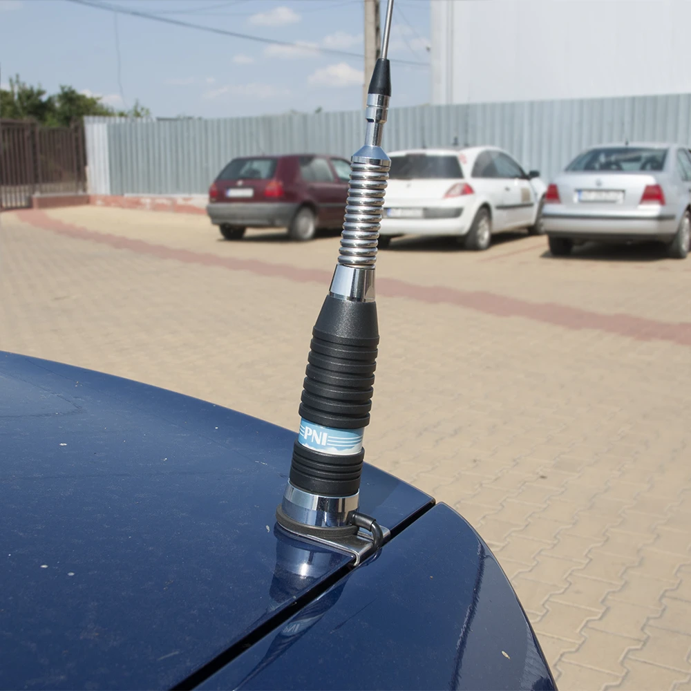 CB radijo stotelė PNI ESCORT CB 8024 ASQ + CB antena PNI ML160 su T941 laikikliu