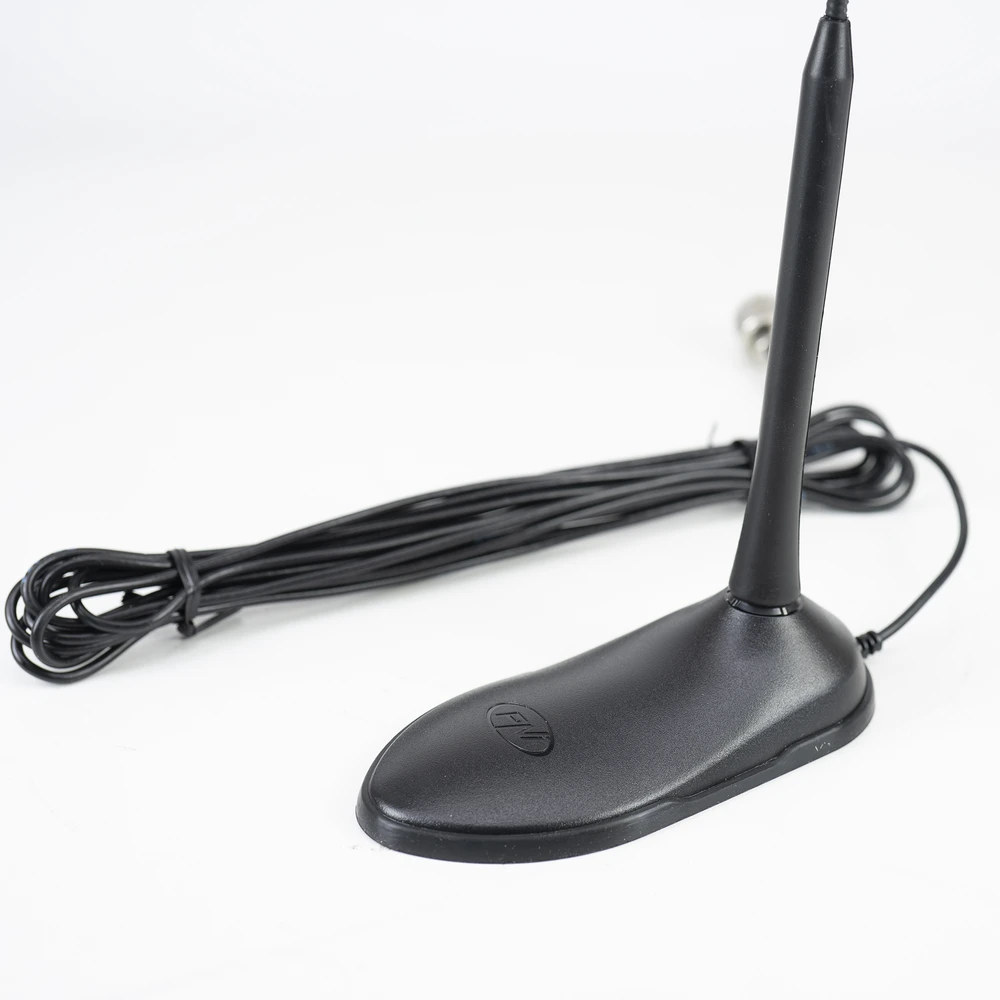 CB radijo stotelė PNI Escort HP 5500 ir antena CB PNI Extra 45, 45 cm, SWR 1.0, 26-30MHz, 150W, juoda