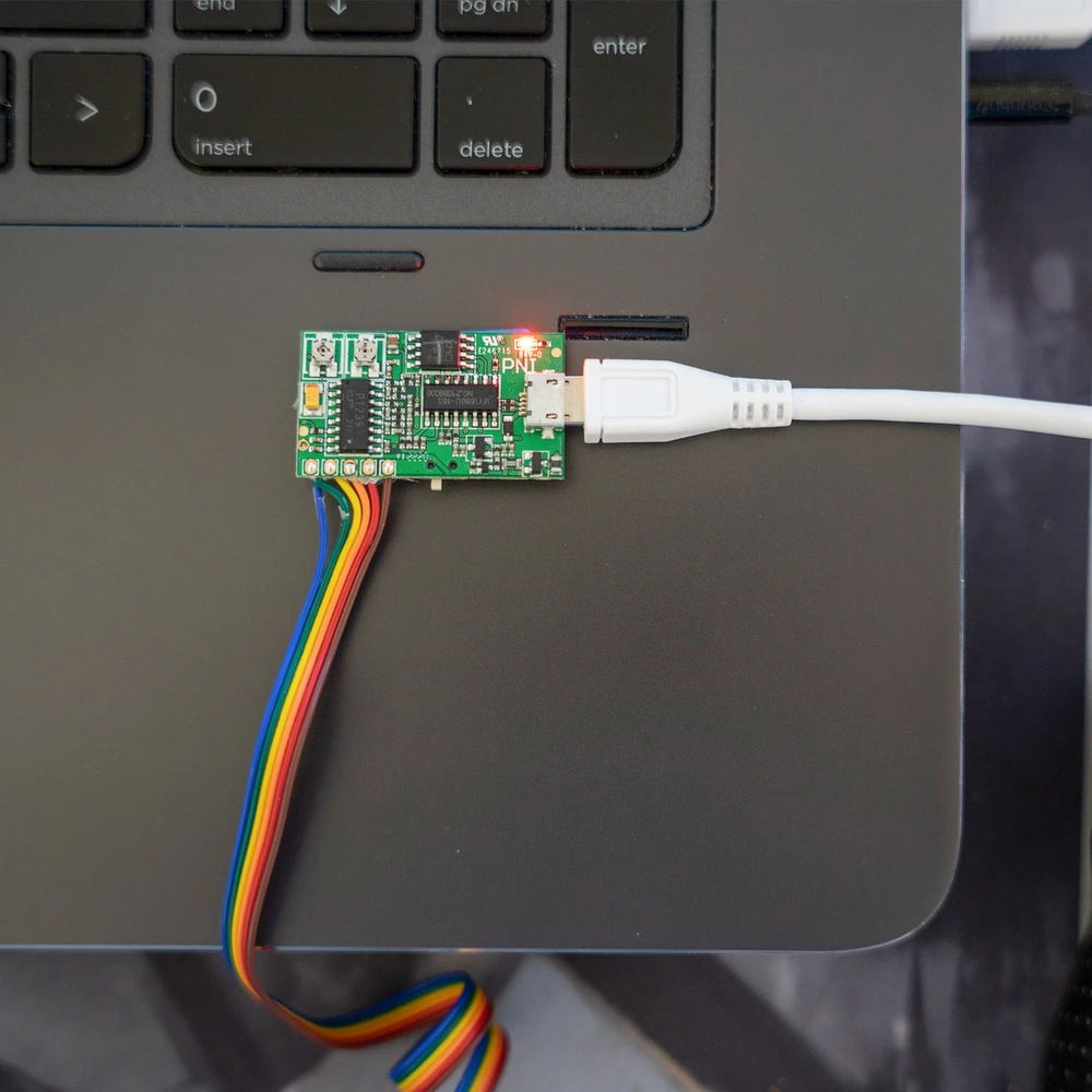 CB radijo stotelė PNI Escort HP 6500 Echo, 12V, RF Gain, ASQ, su įdiegtu aido moduliu ir roger beep funkcija