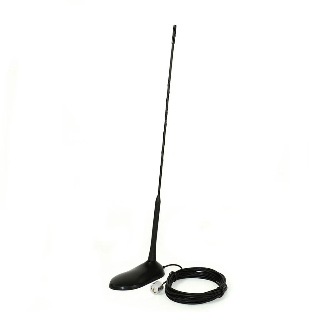 CB radijo stotelės rinkinys PNI Escort HP 62 ir antena PNI Extra 45 su magnetu
