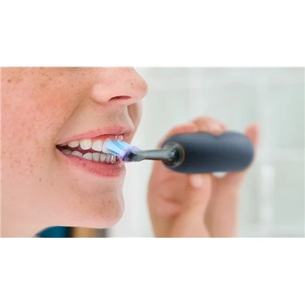 2 dalių šepetėlių galvučių pakuotė Philips Sonicare Premium Gum Care HX9052/88, juodos spalvos