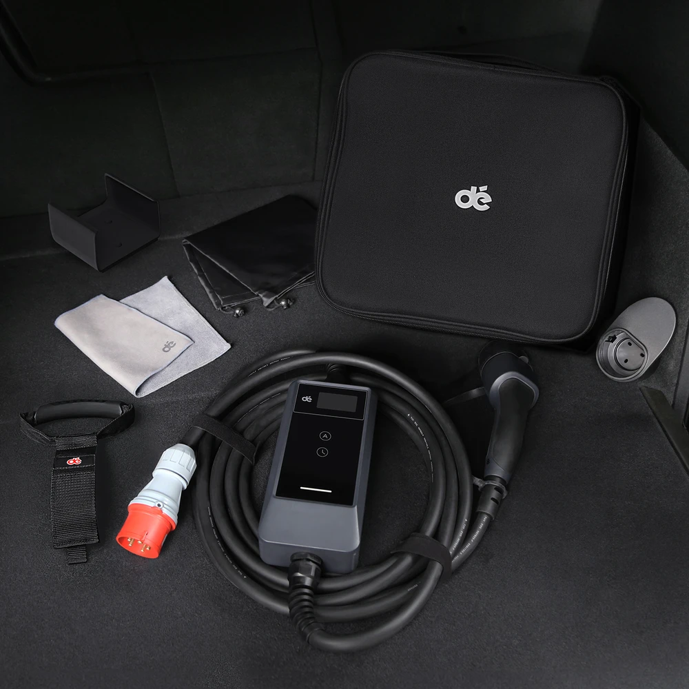 dé 11kW Portable Charger with 10m Cable (APP VERSION)