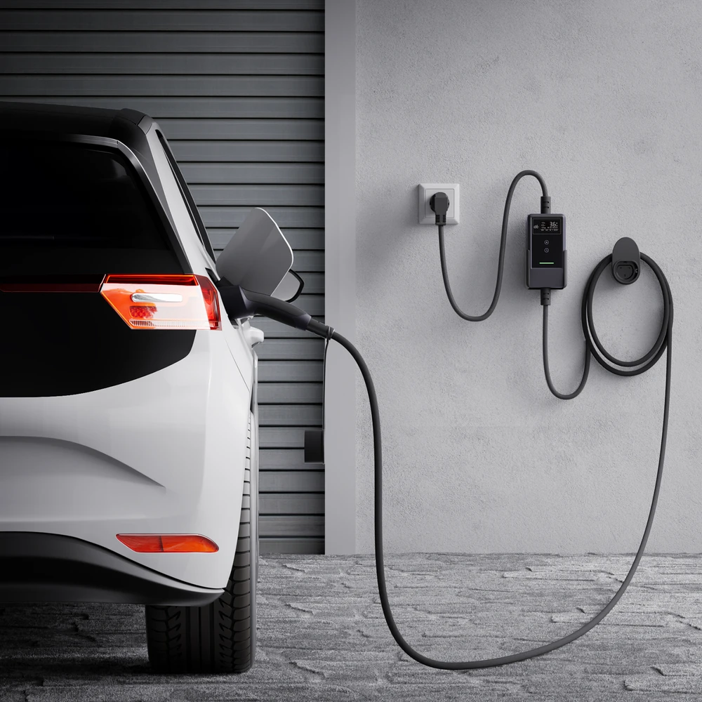 dé 3kW Portable Charger with 7m Cable (APP VERSION)