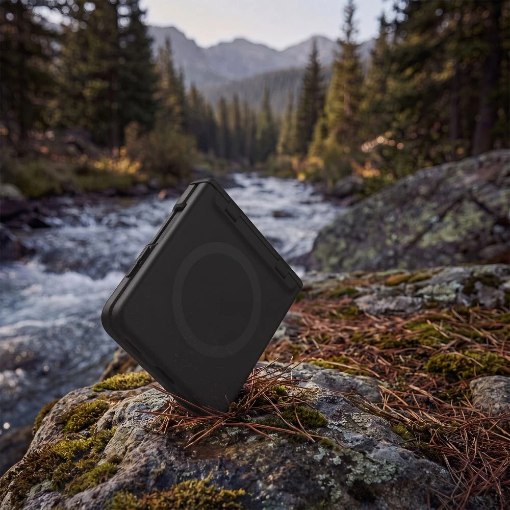 Dėklas Tech-Protect KEVLAR AURA MagSafe Galaxy Z FLIP 8 Juodas