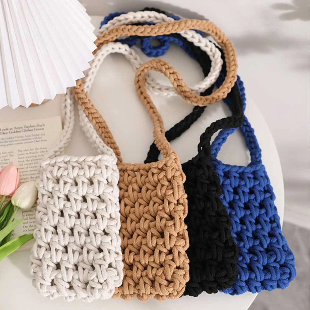 Dėklas Fusion Accessories Topt Knitted krepšys skirtas telefonui design 1 juodos spalvos