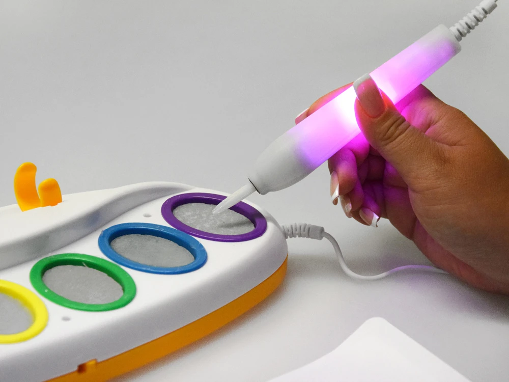 „Jokomisiada Color Draw LED Magic Vanduo“ – šviesų tapybos rinkinys ZA5770