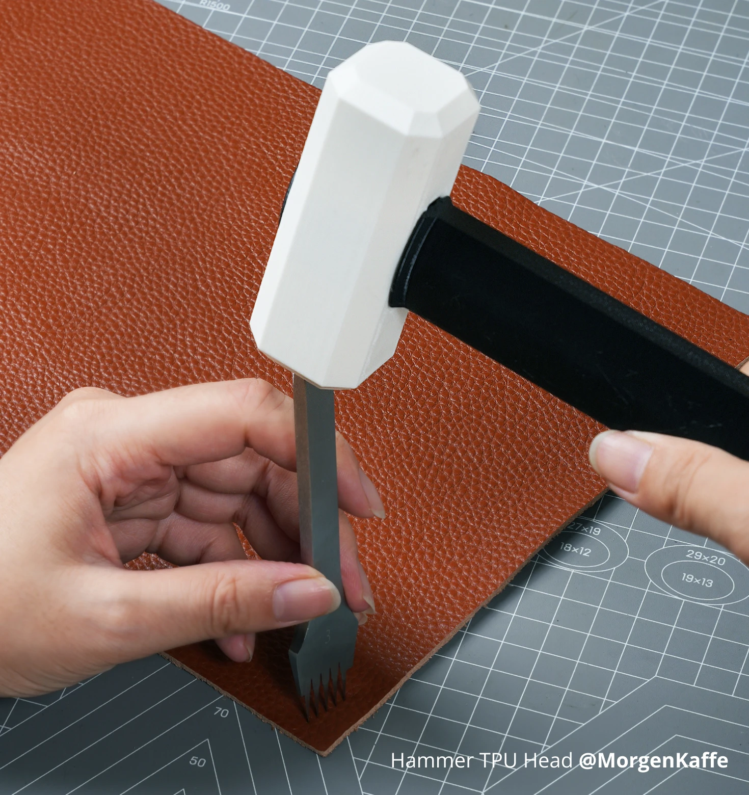 BambuLab 3D Plastikas – Filamentas TPU for AMS Gray With spool/Su rite | 1.75mm, 1kg | Bambu Lab aprašymas - Prekės nuotrauka