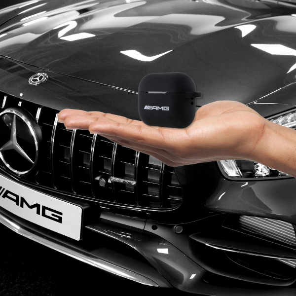 AMG AMAP2RBK AirPods Pro 2 (2022/2023) dėklas juodos spalvos Silicone with baltos spalvos Logo aprašymas - Prekės nuotrauka