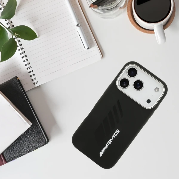 Mercedes AMG Silicone Oversize Rhombs MagSafe Dėklas skirtas Apple iPhone 17 Pro juodos spalvos aprašymas - Prekės nuotrauka