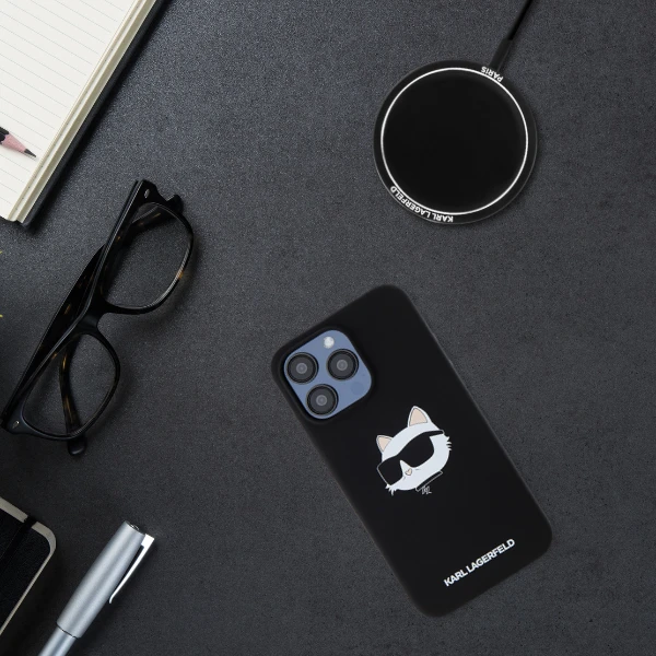 Apple iPhone 15 Plus / 14 Plus Karl Lagerfeld dėklas IML Crossbody Monogram Karl & Choupette Head MagSafe (KLHMP15MSCHPPLF) rožinės spalvos aprašymas - Prekės nuotrauka Apple iPhone 15 Plus / 14 Plus Karl Lagerfeld dėklas IML Crossbody Monogram Karl & Choupette Head MagSafe (KLHMP15MSCHPPLF) rožinės spalvos aprašymas - Prekės nuotrauka