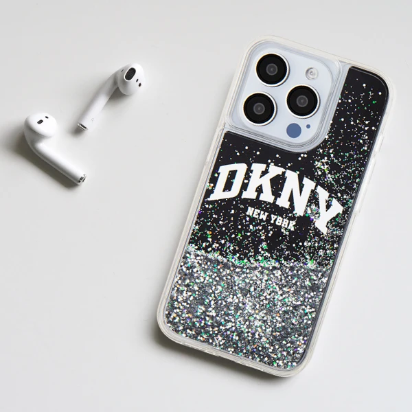 Apple iPhone 15 Pro DKNY dėklas Liquid Glitter Big Logo (DKHCP15LLBNAET) baltos spalvos aprašymas - Prekės nuotrauka Apple iPhone 15 Pro DKNY dėklas Liquid Glitter Big Logo (DKHCP15LLBNAET) baltos spalvos aprašymas - Prekės nuotrauka