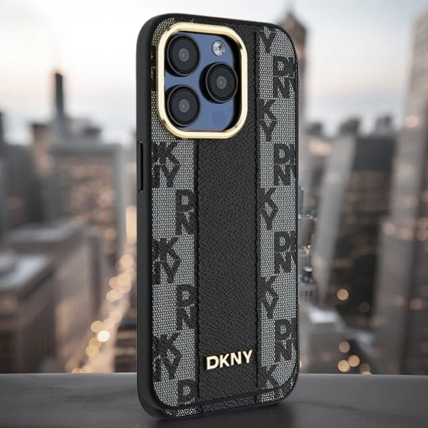 Apple iPhone 16 Pro DKNY Checkered Pattern MagSafe (DKHMP16LPCPVSLK) dėklas telefonui juodos spalvos aprašymas - Prekės nuotrauka Apple iPhone 16 Pro DKNY Checkered Pattern MagSafe (DKHMP16LPCPVSLK) dėklas telefonui juodos spalvos aprašymas - Prekės nuotrauka