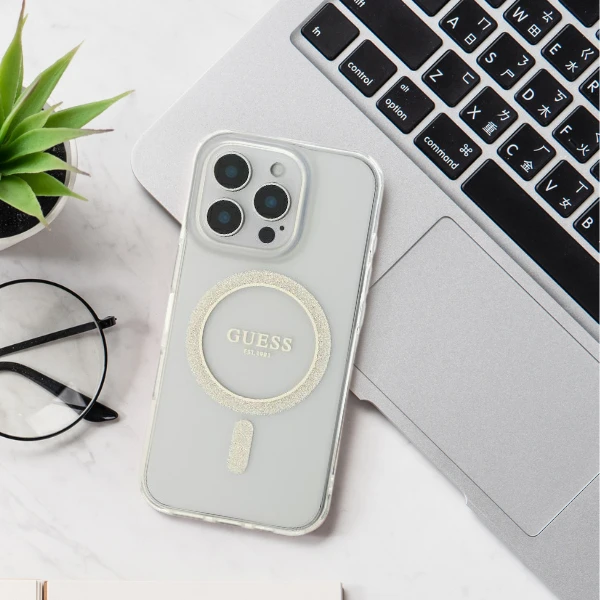 Apple iPhone 16 Pro Guess IML Glitter Circle MagSafe (GUHMP16LHFGEREP) dėklas telefonui rožinės spalvos aprašymas - Prekės nuotrauka Apple iPhone 16 Pro Guess IML Glitter Circle MagSafe (GUHMP16LHFGEREP) dėklas telefonui rožinės spalvos aprašymas - Prekės nuotrauka