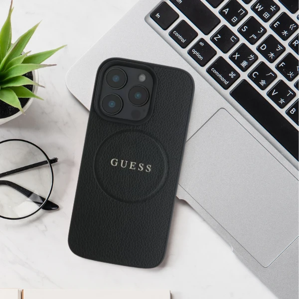 Dėklas Apple iPhone 16 Pro Max Guess kieto dėklo grūdėtas žiedas MagSafe smėlio spalvos aprašymas - Prekės nuotrauka Dėklas Apple iPhone 16 Pro Max Guess kieto dėklo grūdėtas žiedas MagSafe smėlio spalvos aprašymas - Prekės nuotrauka