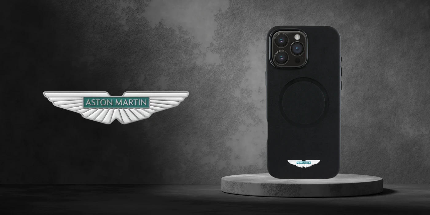 Dėklas Aston Martin HC FW Logo Apple iPhone 16 Pro Max MagSafe juodos spalvos aprašymas - Prekės nuotrauka