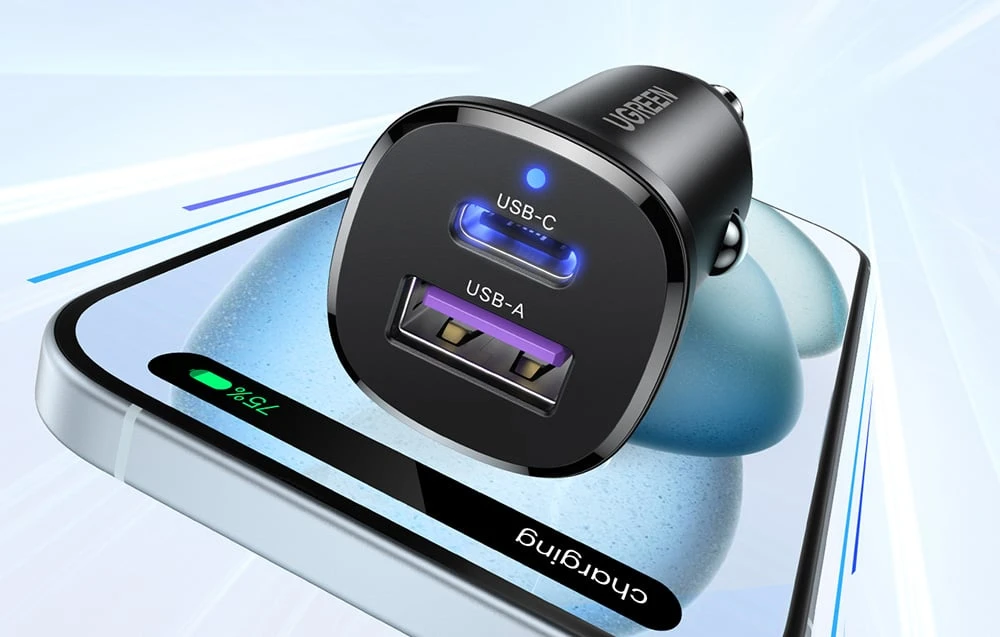 Automobilinis įkroviklis 30W USB-C + USB UGREEN EC305 juodos spalvos aprašymas - Prekės nuotrauka Automobilinis įkroviklis 30W USB-C + USB UGREEN EC305 juodos spalvos aprašymas - Prekės nuotrauka