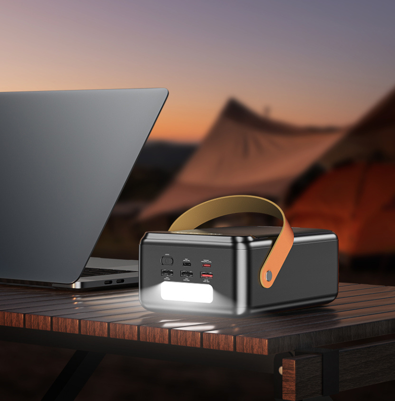 Awei PowerBank P102K 80000 mAh 22,5W PD 2xUSB-C 3xUSB-A juoda aprašymas - Prekės nuotrauka Awei PowerBank P102K 80000 mAh 22,5W PD 2xUSB-C 3xUSB-A juoda aprašymas - Prekės nuotrauka
