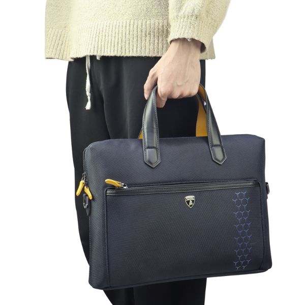 Audi Bag Lamborghini Huracan D10 Planšetė & Nešiojamas kompiuteris Carrier 15″ mėlynas aprašymas - Prekės nuotrauka Audi Bag Lamborghini Huracan D10 Planšetė & Nešiojamas kompiuteris Carrier 15″ mėlynas aprašymas - Prekės nuotrauka