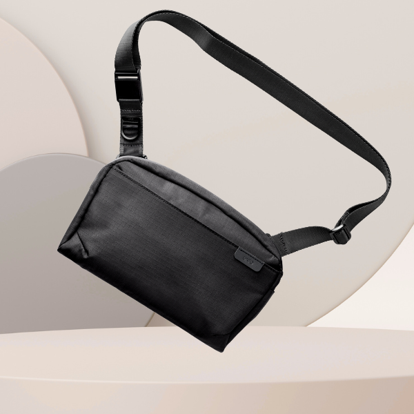 Bag UNIQ Arden Sling 2L juodos spalvos aprašymas - Prekės nuotrauka
