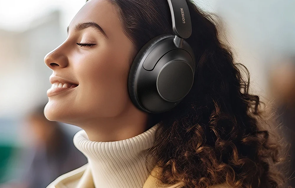 Belaidės ausinės UGREEN HP202 HiTune Max5 Hybrid ANC baltos spalvos aprašymas - Prekės nuotrauka Belaidės ausinės UGREEN HP202 HiTune Max5 Hybrid ANC baltos spalvos aprašymas - Prekės nuotrauka