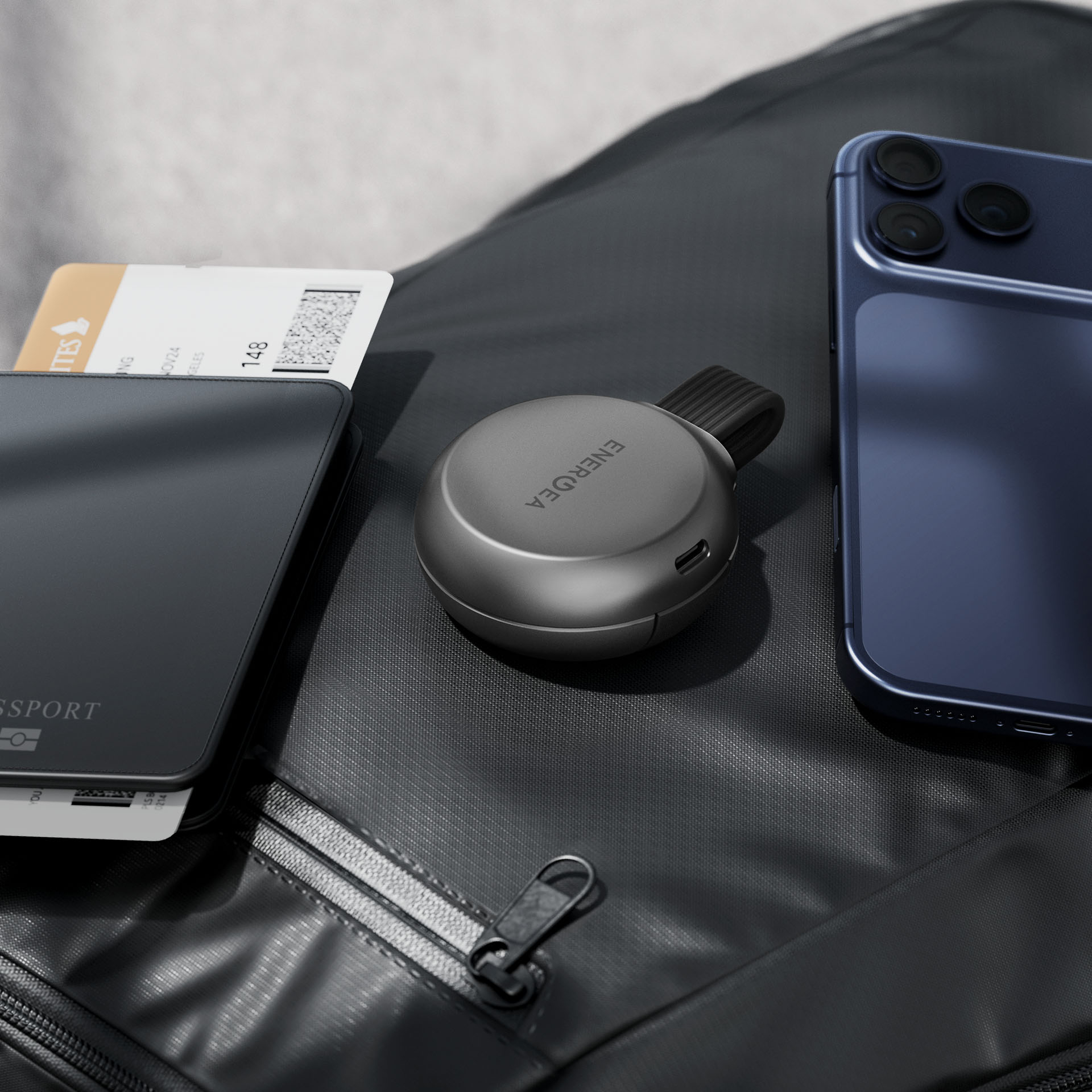 Belaidis įkroviklis Energea Alumag Trio 2 Aliuminio foldable 3-in-1 Qi2.2 25W gunmetal aprašymas - Prekės nuotrauka Belaidis įkroviklis Energea Alumag Trio 2 Aliuminio foldable 3-in-1 Qi2.2 25W gunmetal aprašymas - Prekės nuotrauka