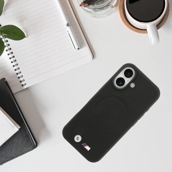 BMW M FW Metal Logo MagSafe dėklas skirtas Apple iPhone 17 Juodas aprašymas - Prekės nuotrauka BMW M FW Metal Logo MagSafe dėklas skirtas Apple iPhone 17 Juodas aprašymas - Prekės nuotrauka